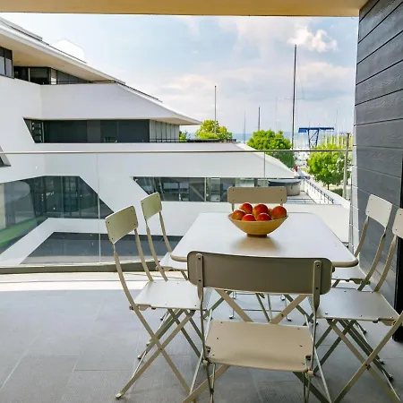Διαμέρισμα Fuered By Interhome Balatonszárszó