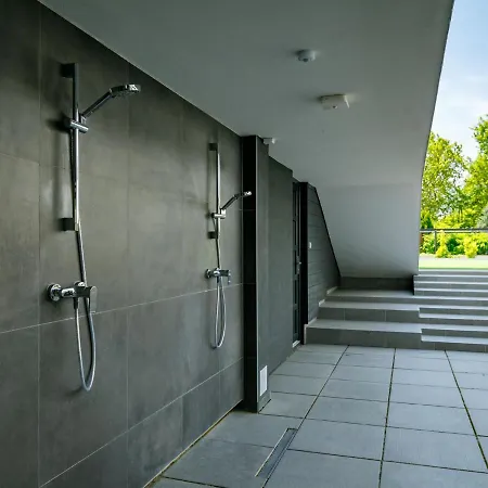 Fuered By Interhome *